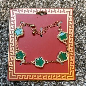 Chic Gold and Green Stone Bracelet